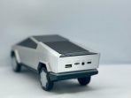 Tesla Cybertruck Tasarımlı LED Işıklı Bluetooth Hoparlör | USB, AUX, FM Destekli - Görsel 2